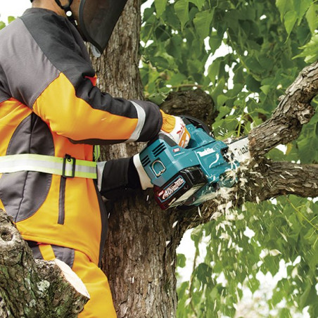 Motosierra 35 cm 40V UC004GZ Makita
